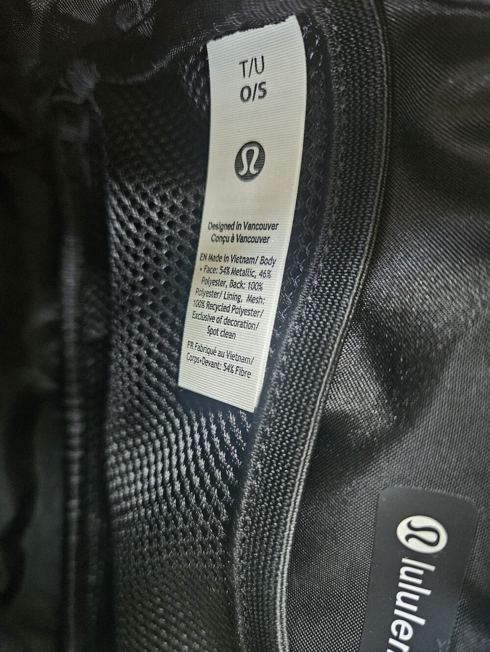 Lululemon Everywhere Belt Bag Metallic (Black / Silver) - Picture 5 of 6